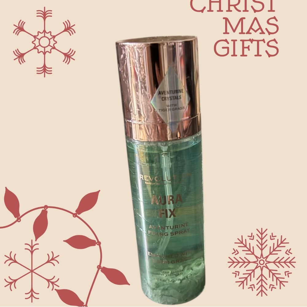 Revolution Aura Fix Spray with Green and Gold